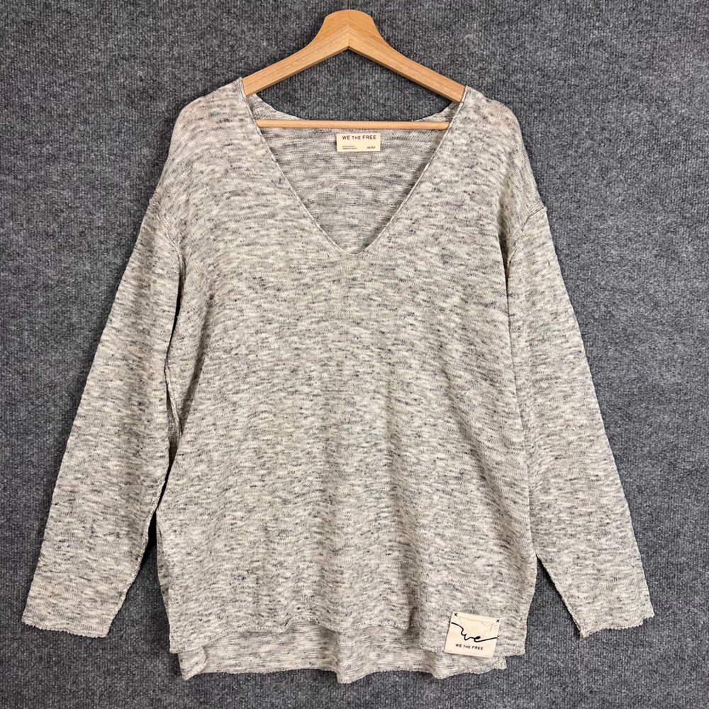 We The Free Sweater Women Medium Gray Excellent V-Neck Long Sleeve Knit Top